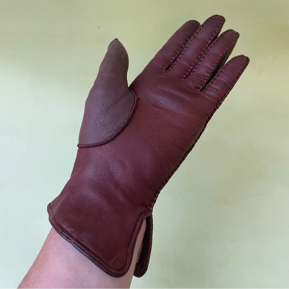 Vintage brown leather gloves with cotton lining